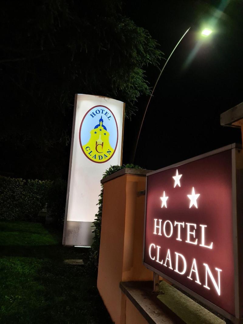 Hotel Cladan Ασίζη Εξωτερικό φωτογραφία