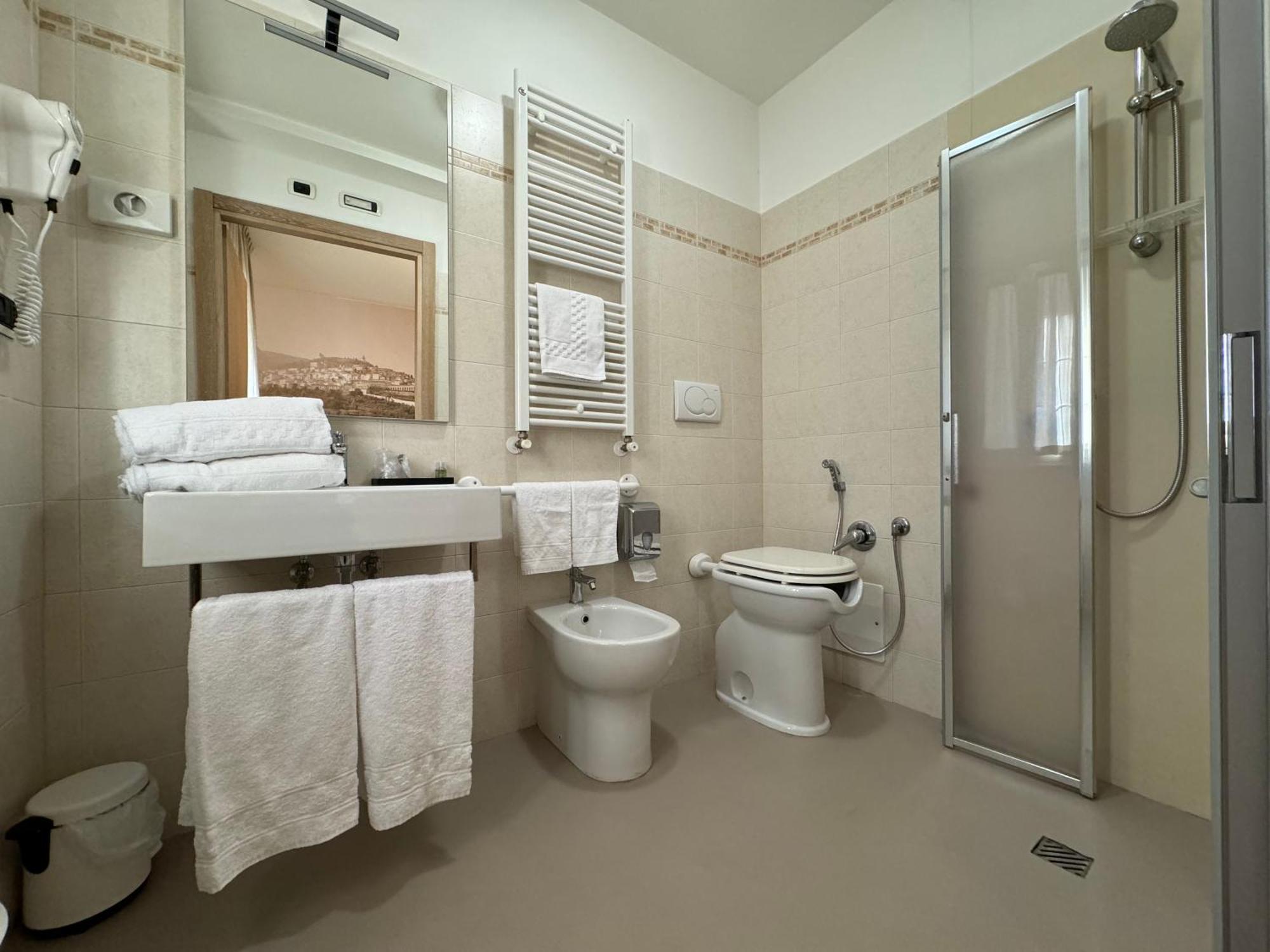 Hotel Cladan Ασίζη Εξωτερικό φωτογραφία