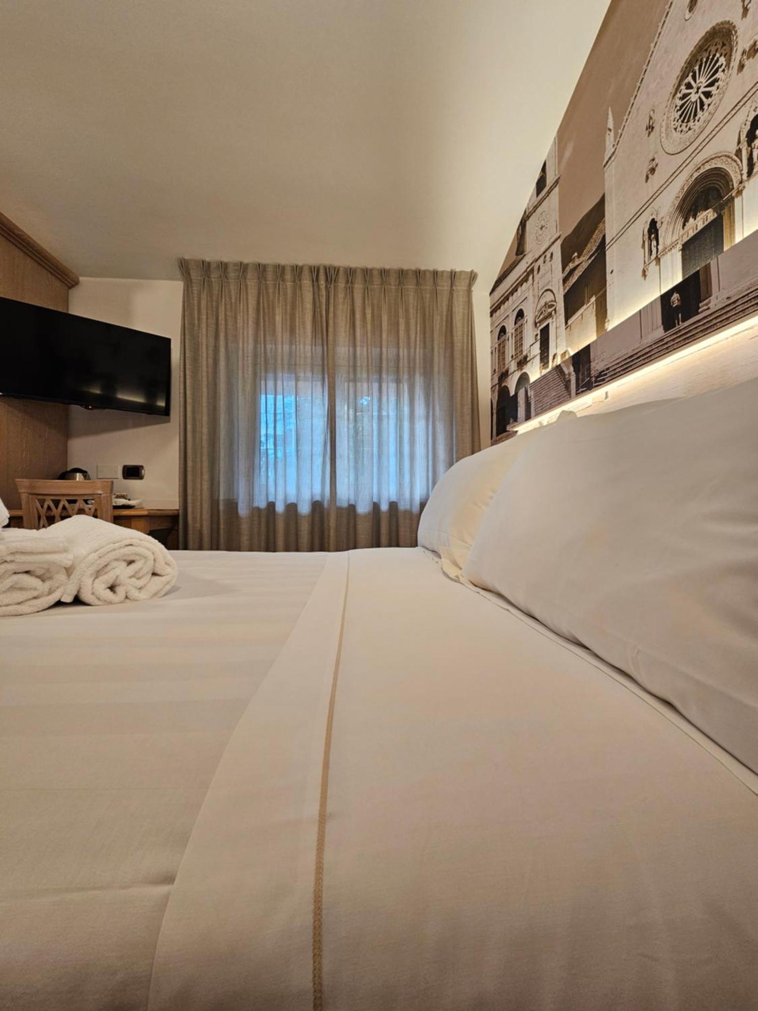 Hotel Cladan Ασίζη Εξωτερικό φωτογραφία